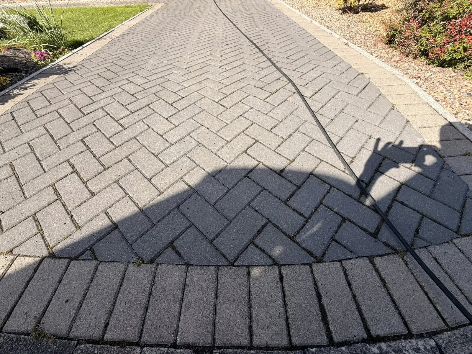 A freshly cleaned block-paved driveway in Thirsk